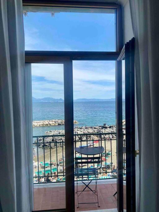 Il Richiamo Del Mare Villa Napoli Exterior foto